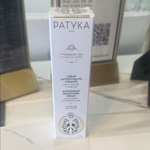 Antioxidant Smoothing Cream - White